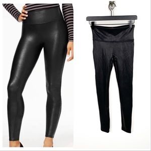 Spanx Faux Leather Power Waistband for core compression Leggings in Black Small